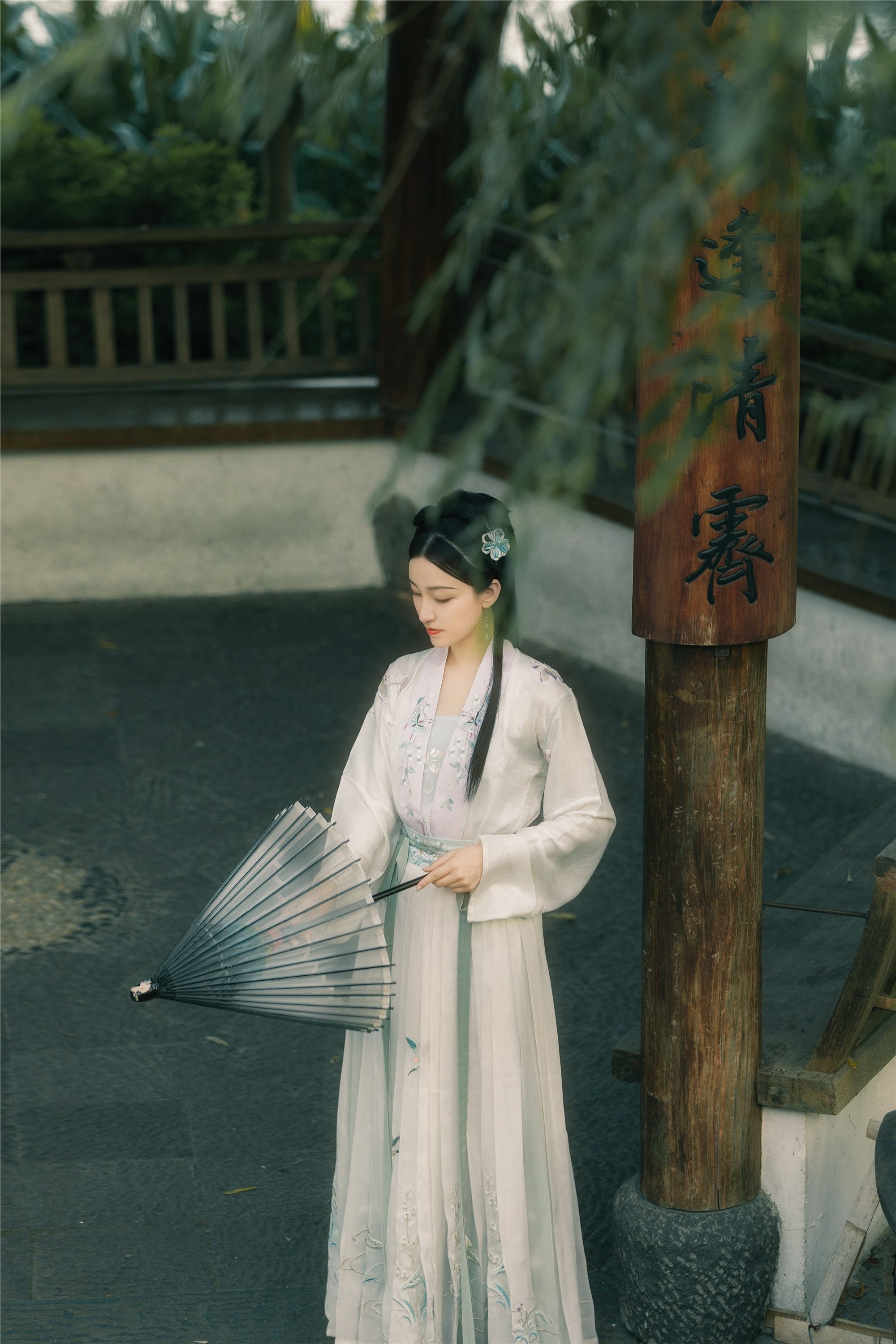 YITUYU艺图语 2021.08.16 春不渡 是非姑娘